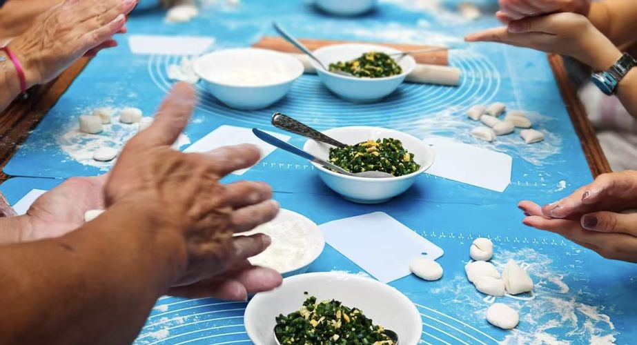 Peking dumplings maken Peking dumplings maken